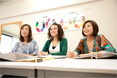 �C���[�W�R���T���^���g�{���u���̎�u���i�ʐ^1�i�~���[�Y�u�����f�B���O�A�J�f�~�[�j